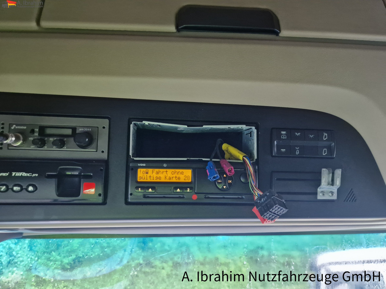 Mercedes-Benz DB 1842, Kipphydraulik deutsches Fahrzeug Retarder, Standklima - Tractor unit: picture 5 Mercedes-Benz DB 1842, Kipphydraulik deutsches Fahrzeug Retarder, Standklima - Tractor unit: picture 5