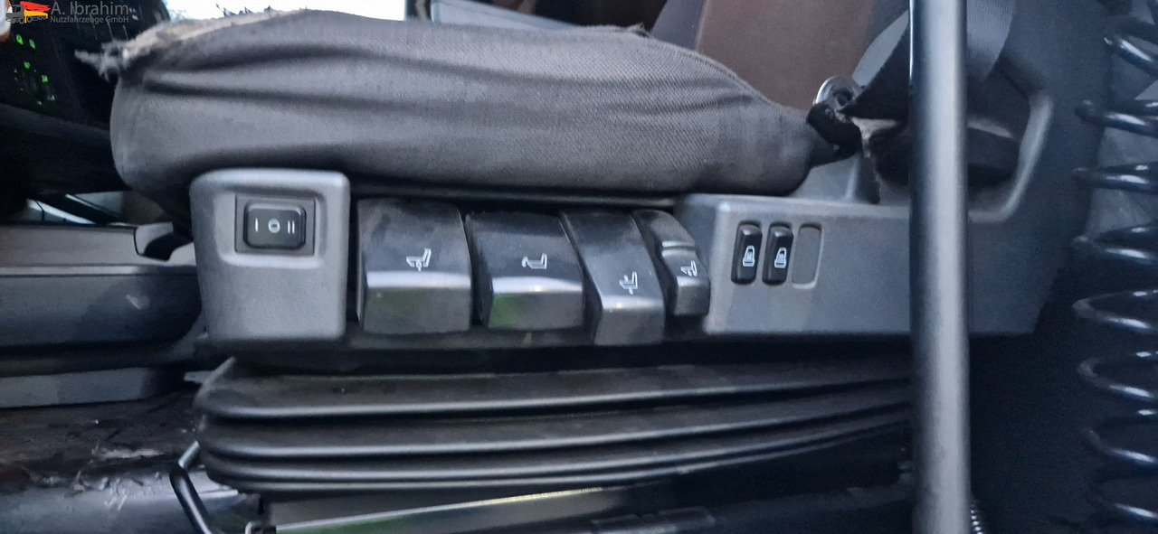 Scania R 480 Retarder, Klima, Zustand gut PTO für Kompressor - Tractor unit: picture 2 Scania R 480 Retarder, Klima, Zustand gut PTO für Kompressor - Tractor unit: picture 2