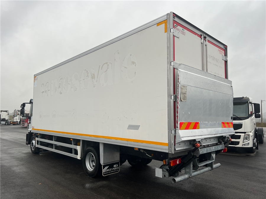 Iveco 140E25 - Refrigerated truck: picture 4 Iveco 140E25 - Refrigerated truck: picture 4