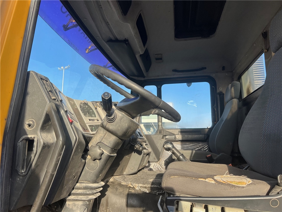 MAN 26.314 - Concrete mixer truck: picture 5 MAN 26.314 - Concrete mixer truck: picture 5