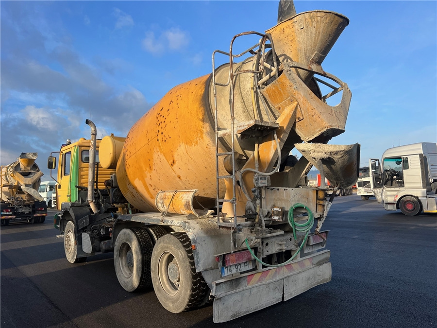 MAN 26.314 - Concrete mixer truck: picture 4 MAN 26.314 - Concrete mixer truck: picture 4