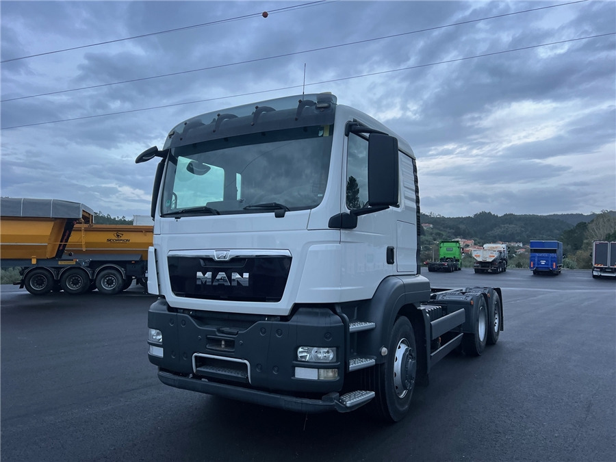 MAN TGS 28.360 BL E5 - Cab chassis truck: picture 3 MAN TGS 28.360 BL E5 - Cab chassis truck: picture 3