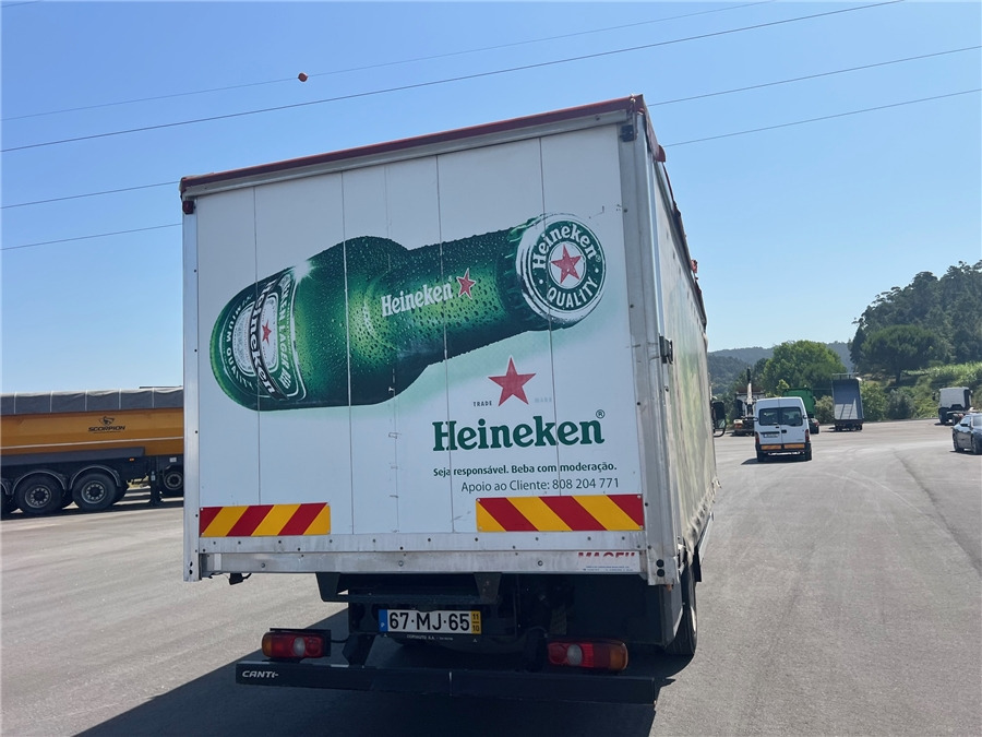 Mitsubishi 7C18 - Curtain side truck: picture 5 Mitsubishi 7C18 - Curtain side truck: picture 5