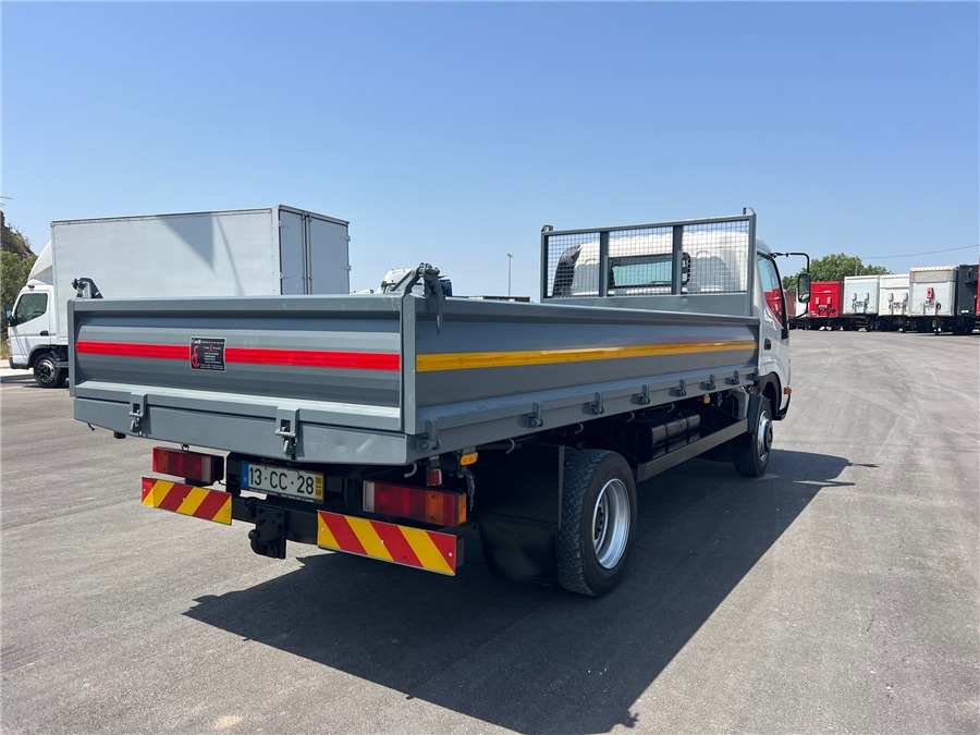 TOYOTA DYNA - Tipper: picture 5 TOYOTA DYNA - Tipper: picture 5