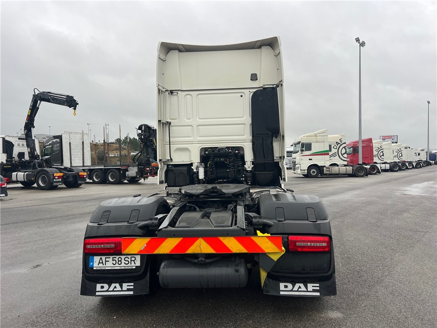 DAF XF 530 Retarder / Airparkoll - Tractor unit: picture 5 DAF XF 530 Retarder / Airparkoll - Tractor unit: picture 5