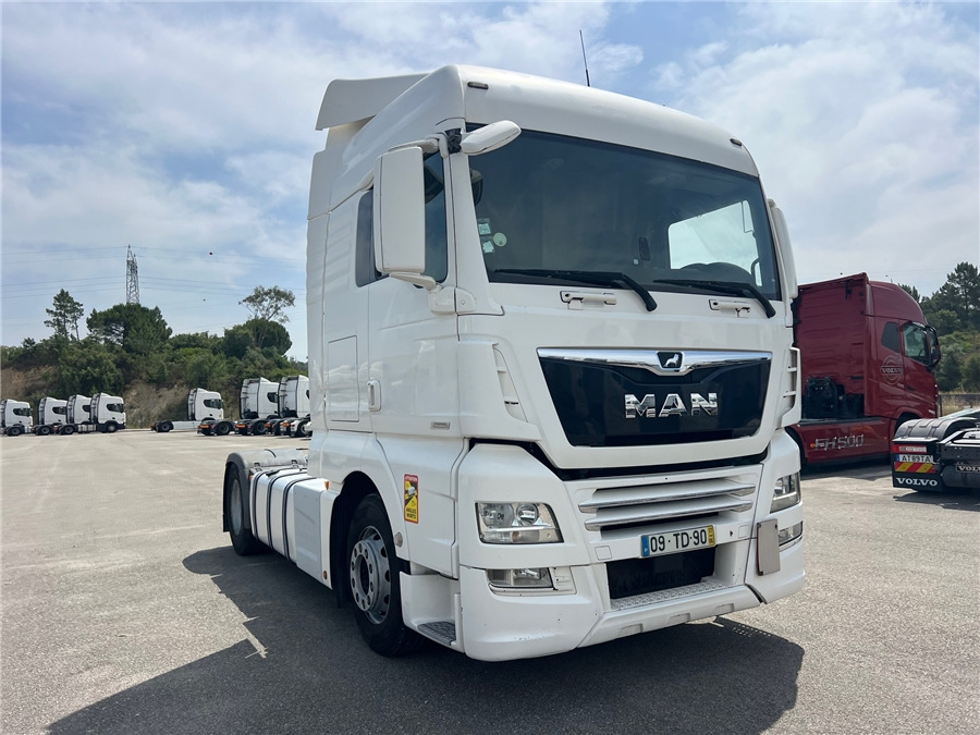 MAN TGX 18.460 - Tractor unit: picture 3 MAN TGX 18.460 - Tractor unit: picture 3