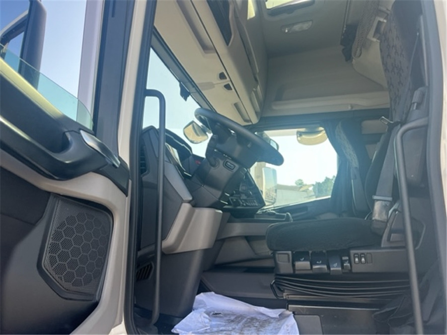Scania R500 - Tractor unit: picture 5 Scania R500 - Tractor unit: picture 5