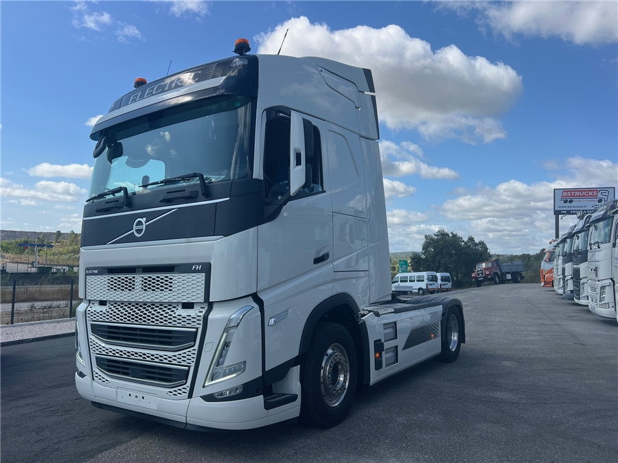 Volvo ELETRIC - BATERIA (BEV) - Tractor unit: picture 3 Volvo ELETRIC - BATERIA (BEV) - Tractor unit: picture 3