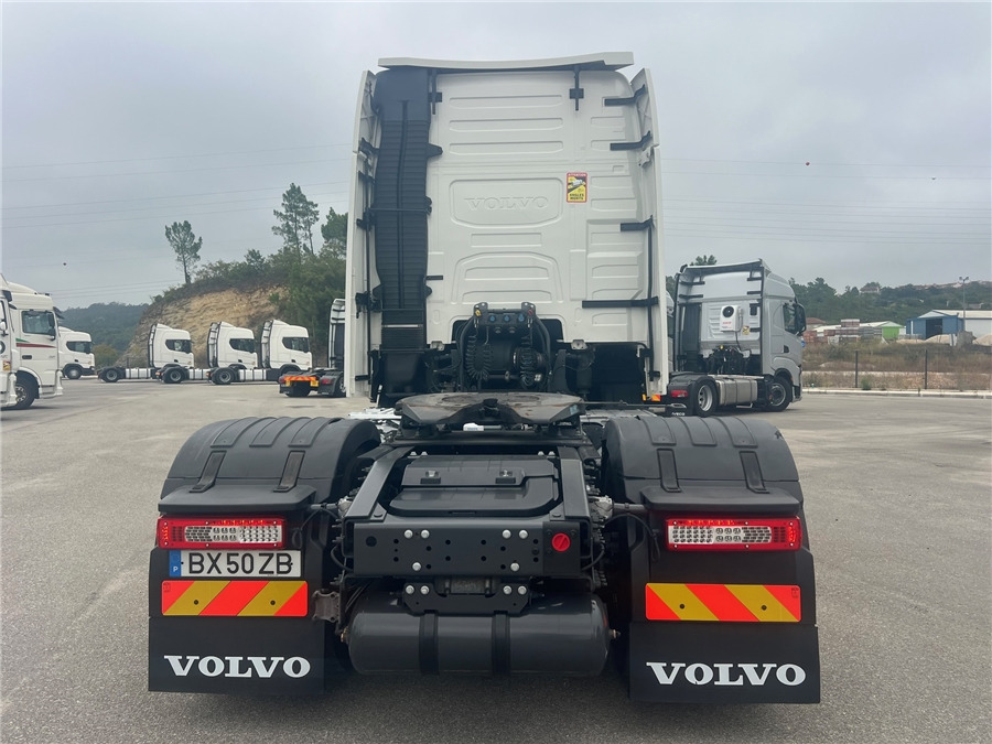 Volvo FH500 / RETARDER / BJ2021 - Tractor unit: picture 5 Volvo FH500 / RETARDER / BJ2021 - Tractor unit: picture 5