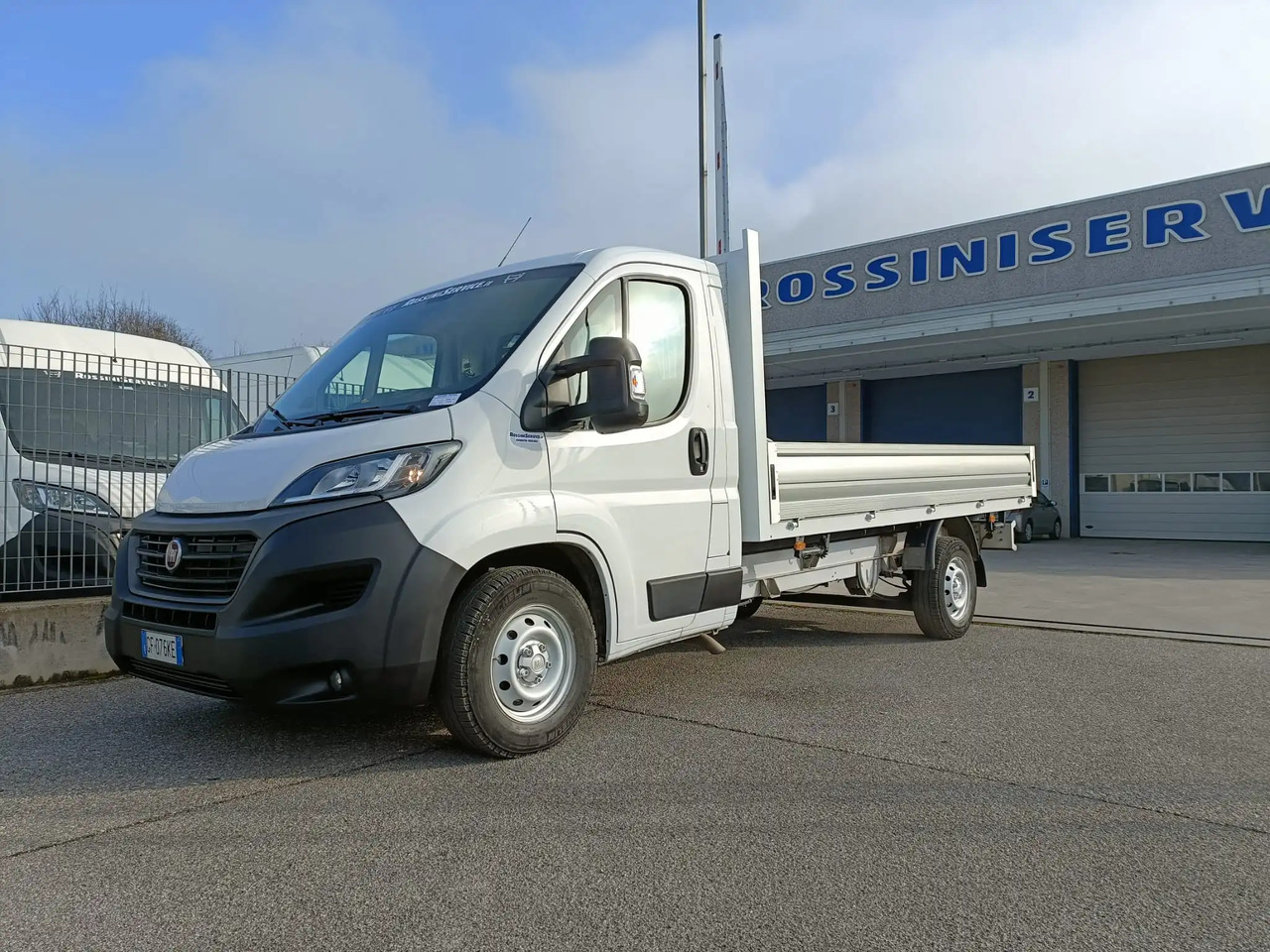 FIAT DUCATO 35 L2H1 - Open body delivery van: picture 3 FIAT DUCATO 35 L2H1 - Open body delivery van: picture 3