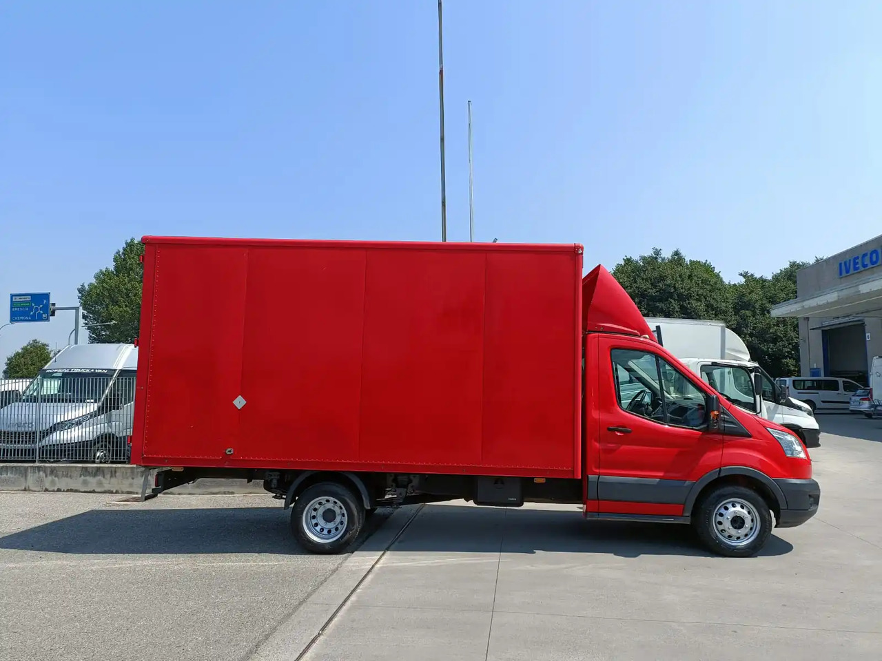 FORD TRANSIT FURGONATO BOX - Closed box van: picture 2 FORD TRANSIT FURGONATO BOX - Closed box van: picture 2
