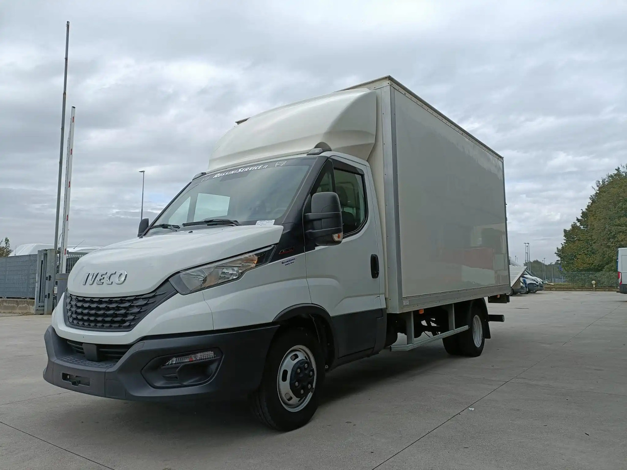 IVECO DAILY 35C16 3.0 - Closed box van: picture 3 IVECO DAILY 35C16 3.0 - Closed box van: picture 3