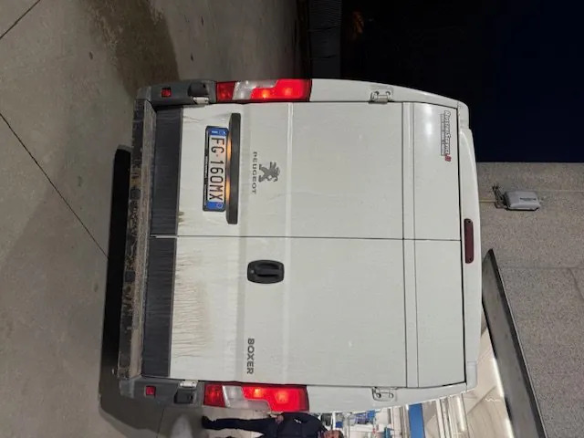 PEUGEOT BOXER FURGONE STANDARD - Panel van: picture 3 PEUGEOT BOXER FURGONE STANDARD - Panel van: picture 3