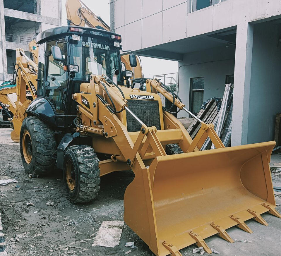 Caterpillar 430F - Backhoe loader: picture 1 Caterpillar 430F - Backhoe loader: picture 1