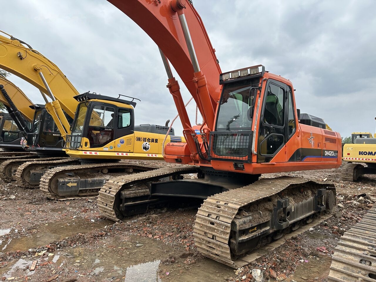 Doosan DH420 - Crawler excavator: picture 4 Doosan DH420 - Crawler excavator: picture 4
