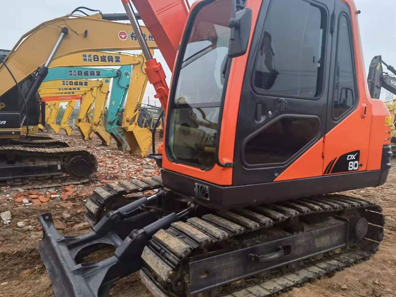 Doosan DX80 - Crawler excavator: picture 4 Doosan DX80 - Crawler excavator: picture 4