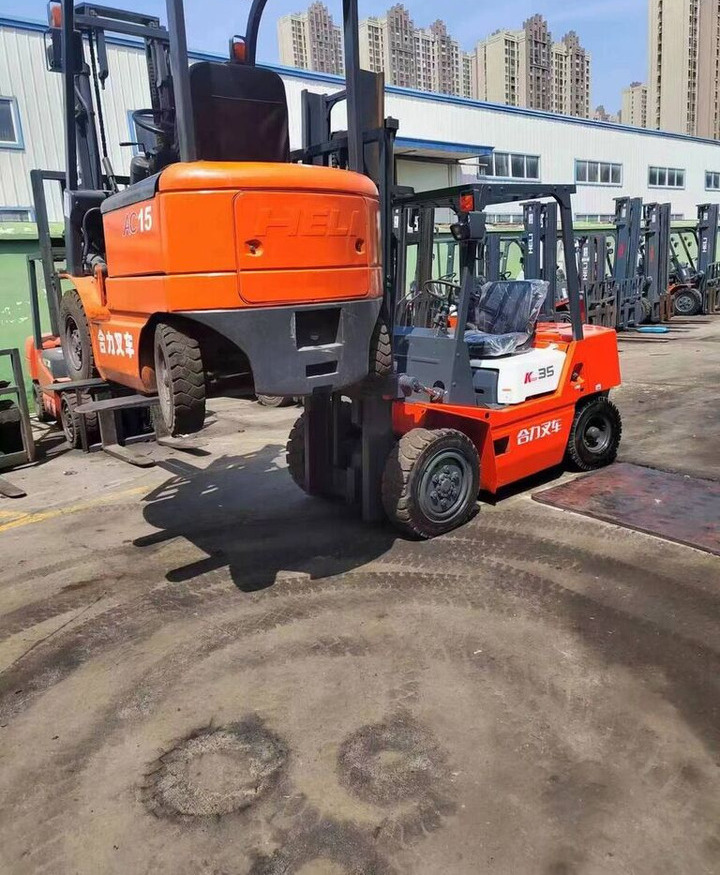 Heli K35 - Diesel forklift: picture 1 Heli K35 - Diesel forklift: picture 1