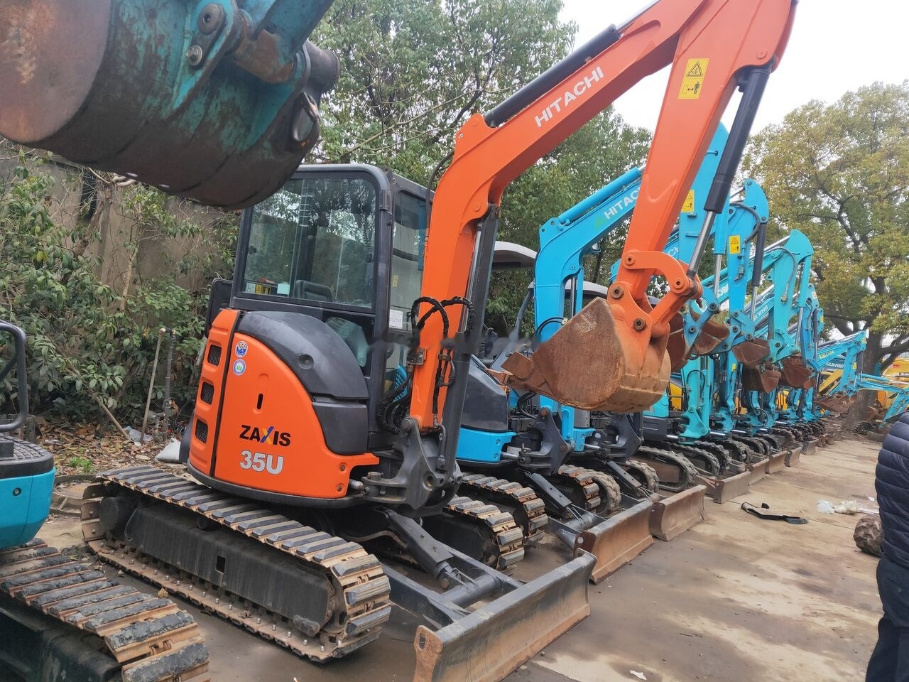 Hitachi ZX35 - Mini excavator: picture 5 Hitachi ZX35 - Mini excavator: picture 5