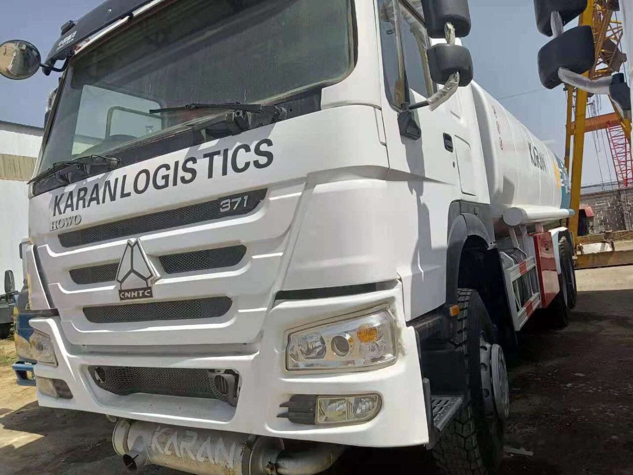 Howo 371 - Tanker truck: picture 1 Howo 371 - Tanker truck: picture 1
