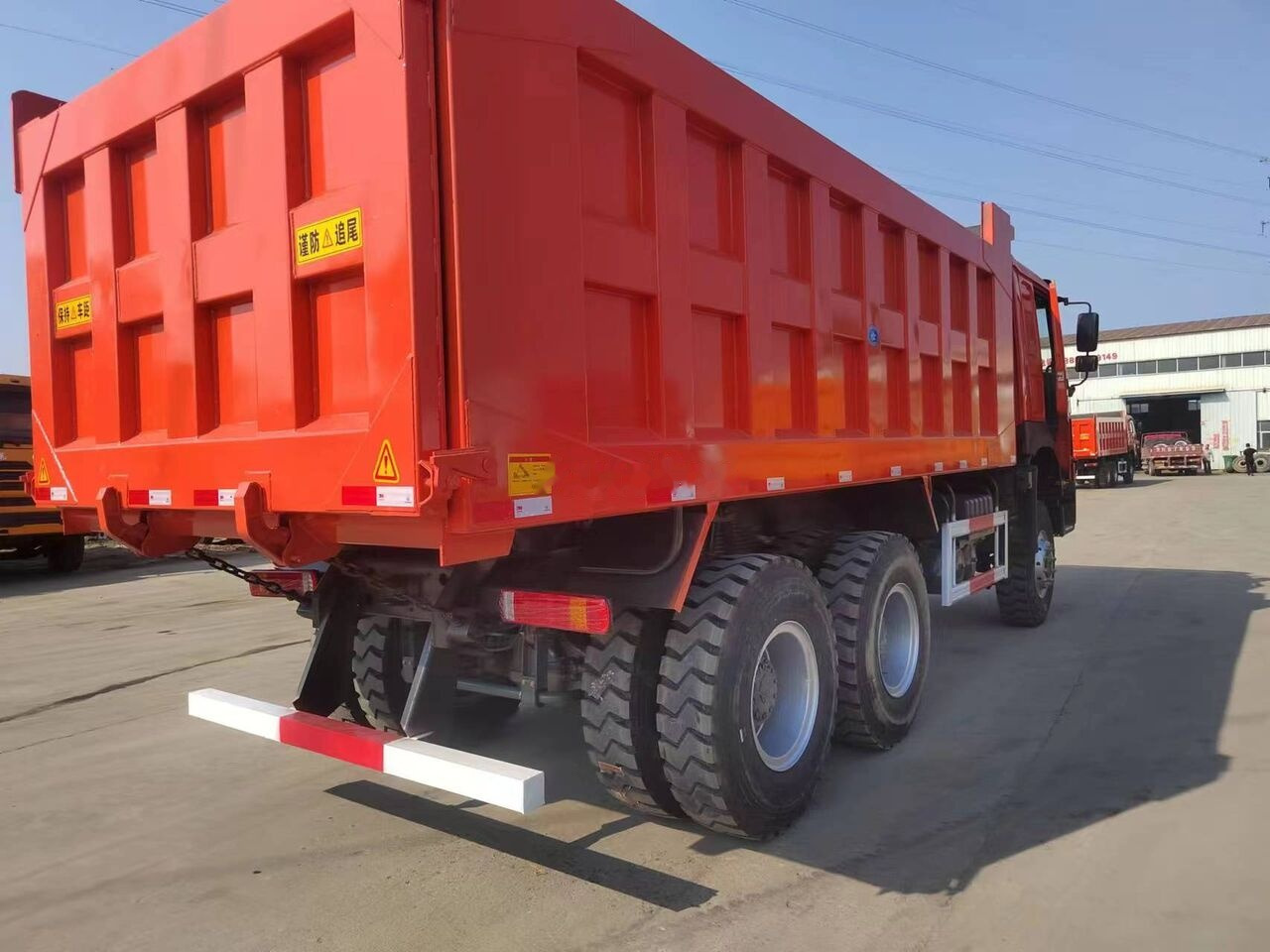 Tipper Howo 6X4: picture 7