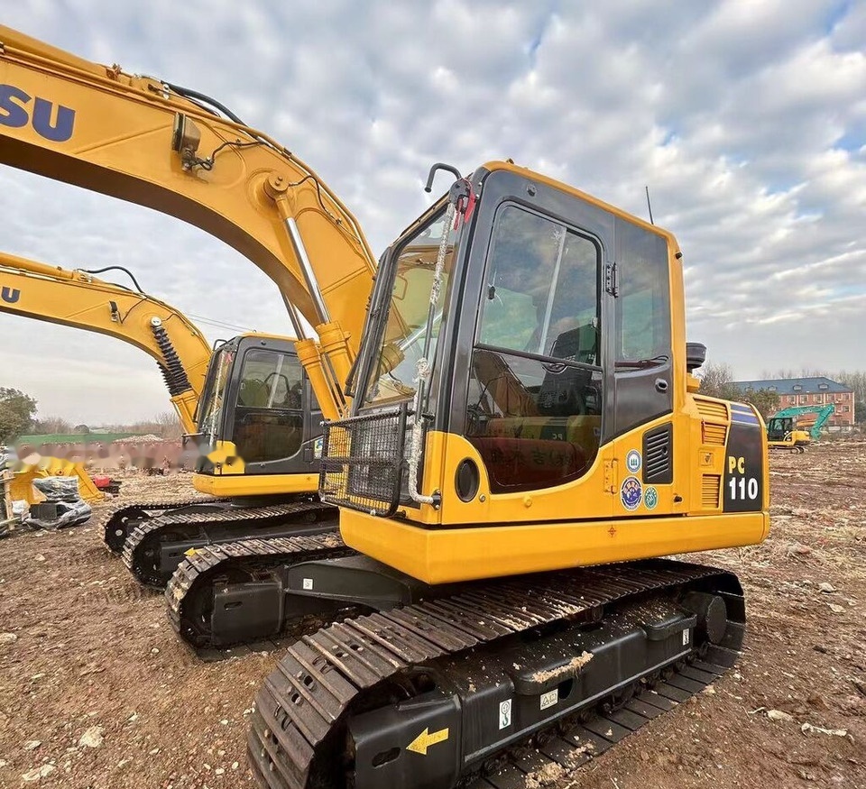 Komatsu PC110 - Crawler excavator: picture 1 Komatsu PC110 - Crawler excavator: picture 1