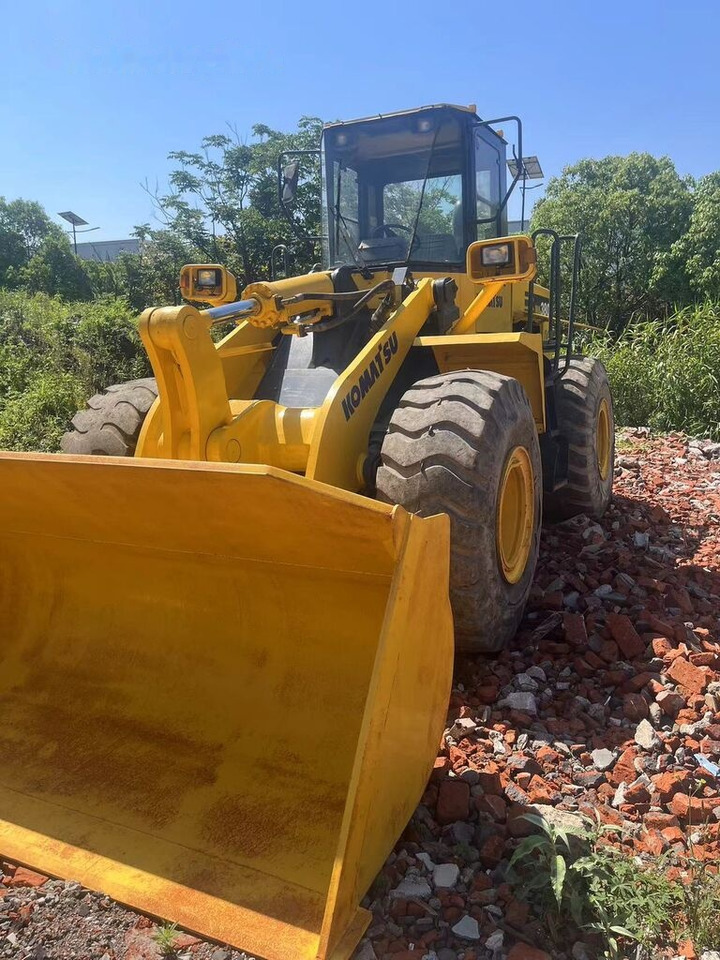 Komatsu WA380 - Wheel loader: picture 1 Komatsu WA380 - Wheel loader: picture 1