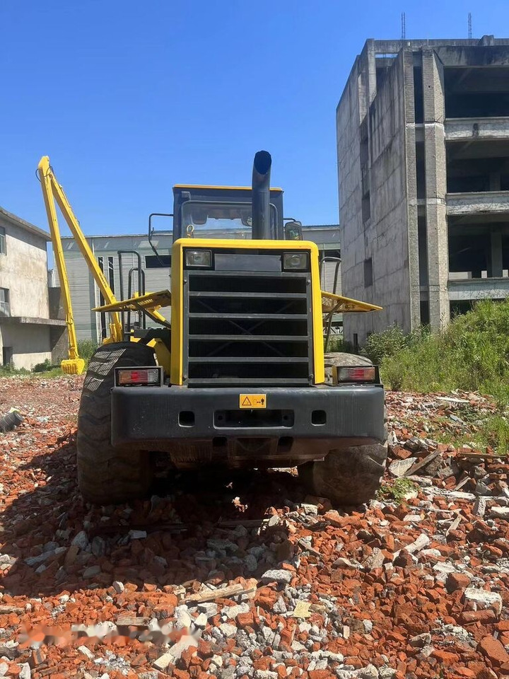 Komatsu WA380 - Wheel loader: picture 2 Komatsu WA380 - Wheel loader: picture 2