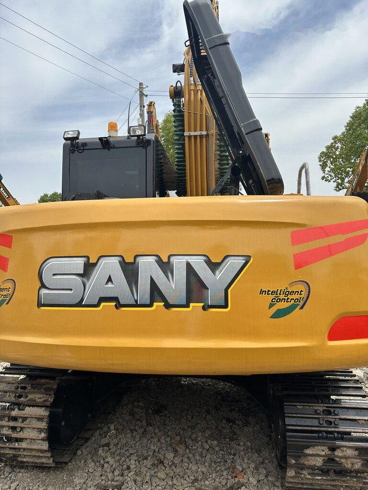 Sany SY135C - Crawler excavator: picture 3 Sany SY135C - Crawler excavator: picture 3