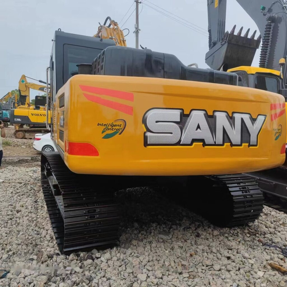 Sany SY215C - Crawler excavator: picture 4 Sany SY215C - Crawler excavator: picture 4