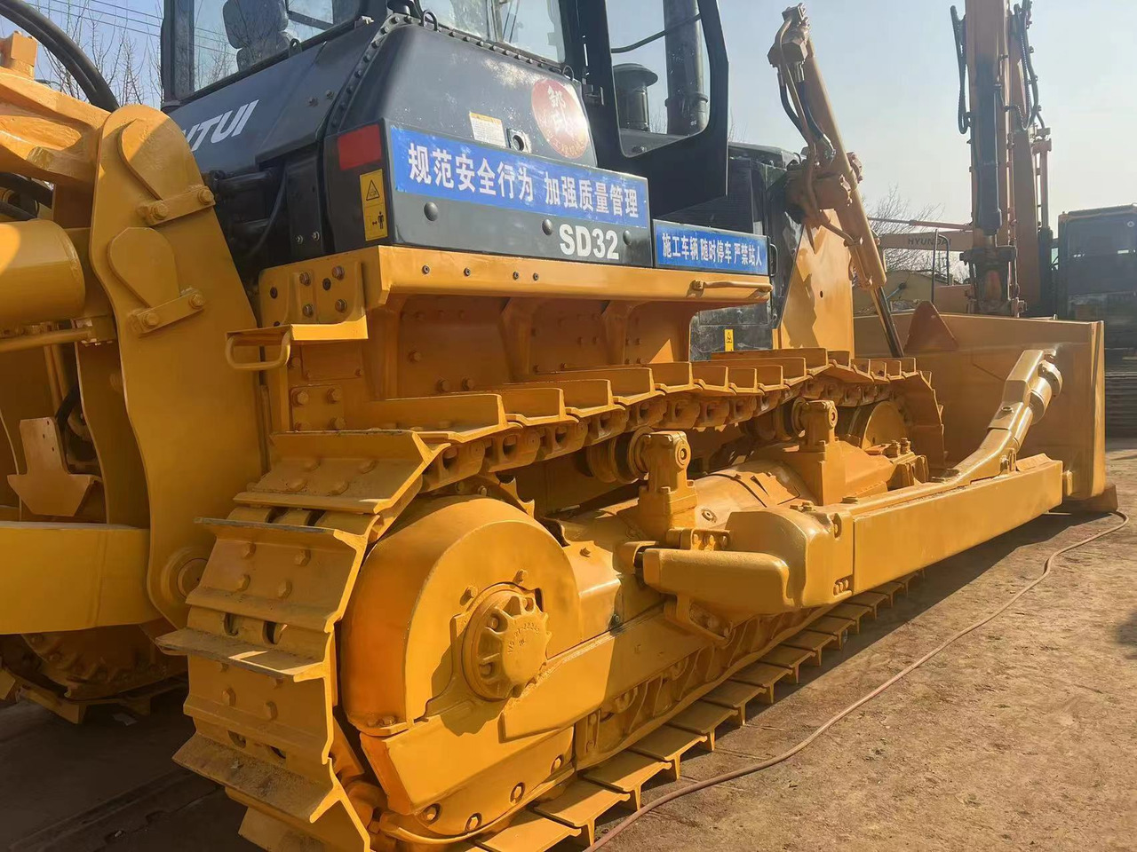 Shantui SD32 - Bulldozer: picture 5 Shantui SD32 - Bulldozer: picture 5