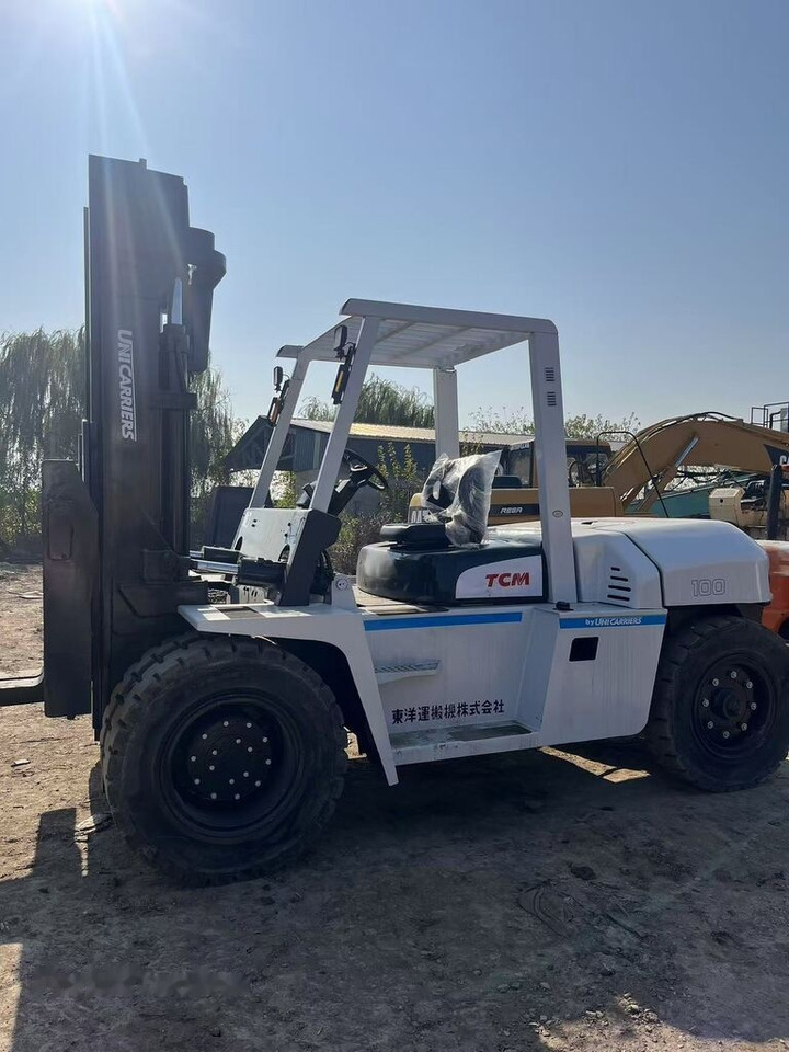 TCM FD100 - Diesel forklift: picture 2 TCM FD100 - Diesel forklift: picture 2