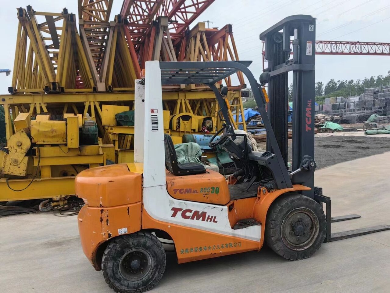 TCM FD30 - Diesel forklift: picture 4 TCM FD30 - Diesel forklift: picture 4