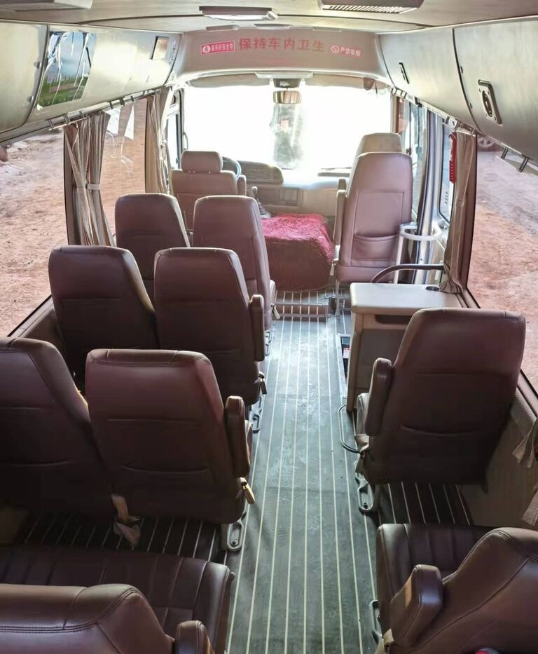 Toyota Coaster - Minibus, People carrier: picture 2 Toyota Coaster - Minibus, People carrier: picture 2