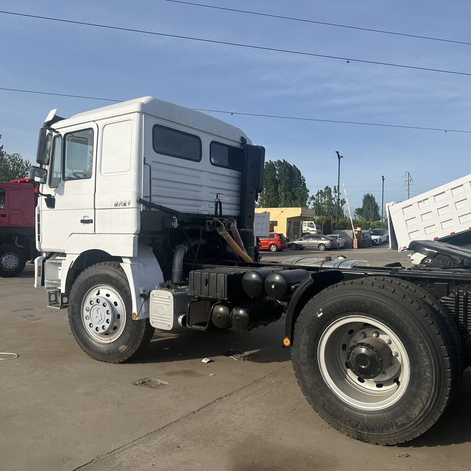 Shacman F3000 - Tractor unit: picture 3 Shacman F3000 - Tractor unit: picture 3