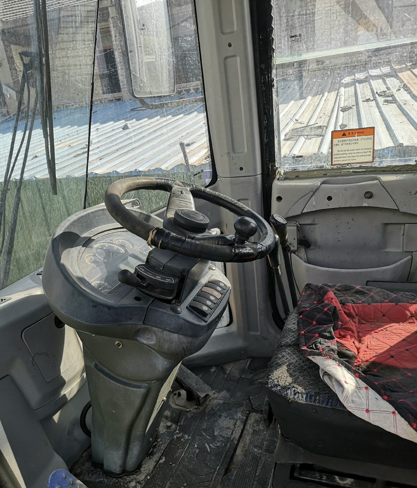 XCMG LW500KN - Wheel loader: picture 3 XCMG LW500KN - Wheel loader: picture 3