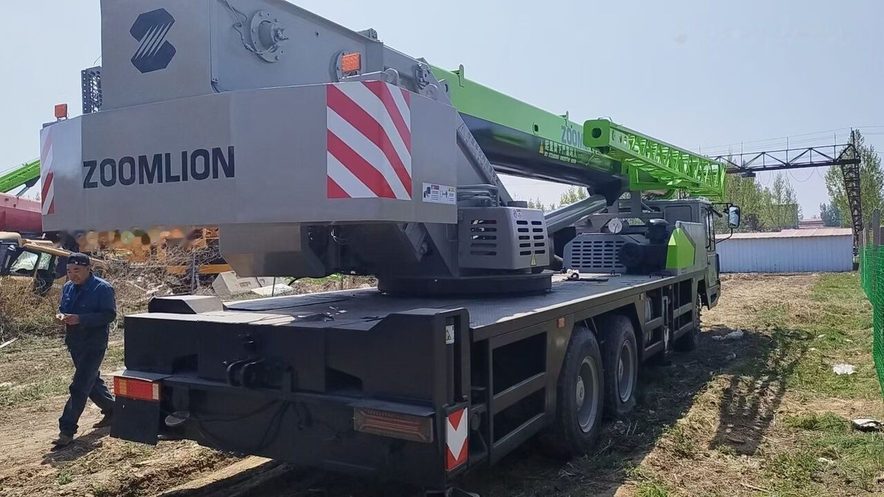 Zoomlion ZTC300V Crane - Mobile crane: picture 5 Zoomlion ZTC300V Crane - Mobile crane: picture 5