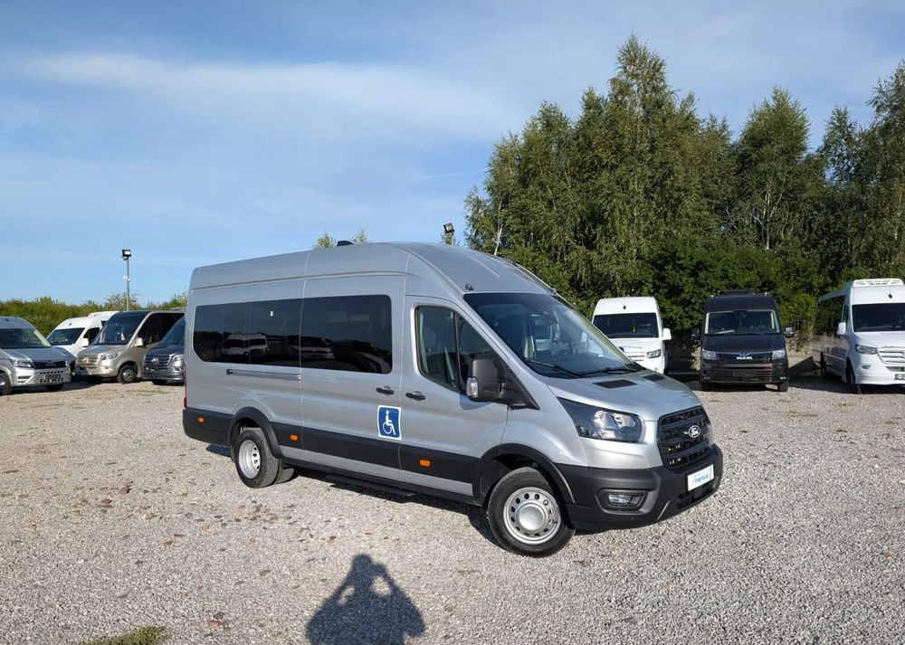 Ford Transit - Minibus, People carrier: picture 2 Ford Transit - Minibus, People carrier: picture 2