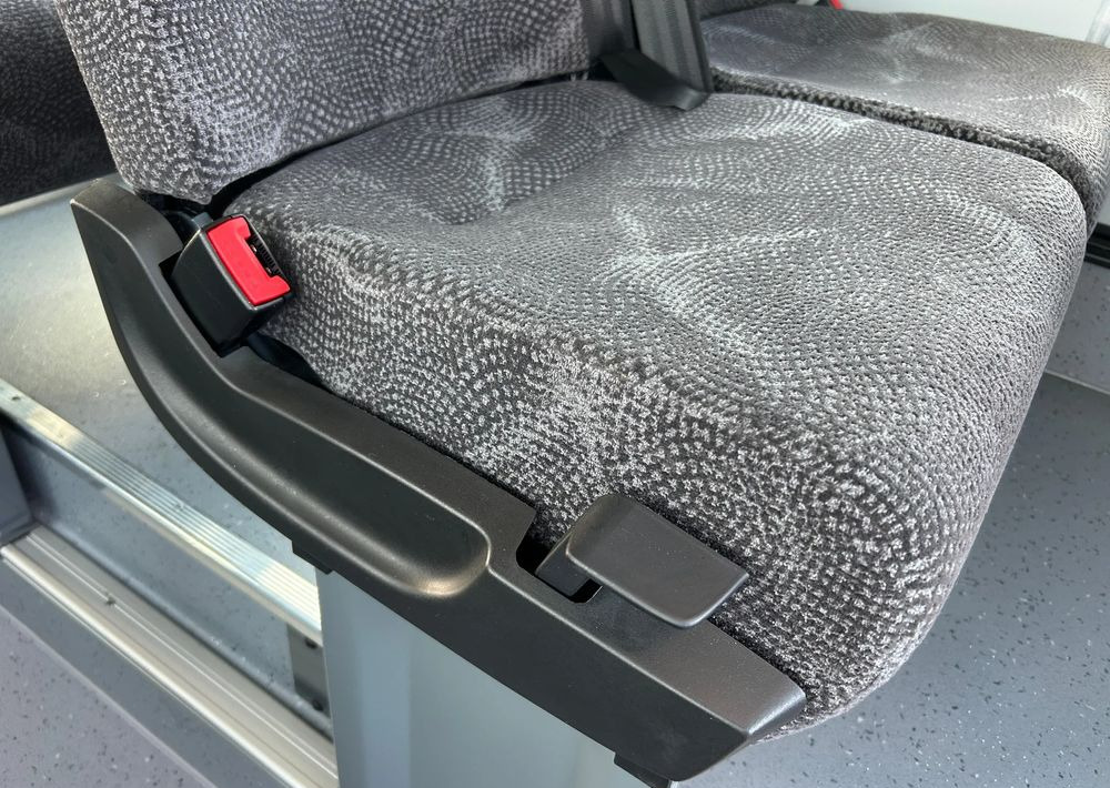 New Suburban bus Iveco Crossway: picture 23