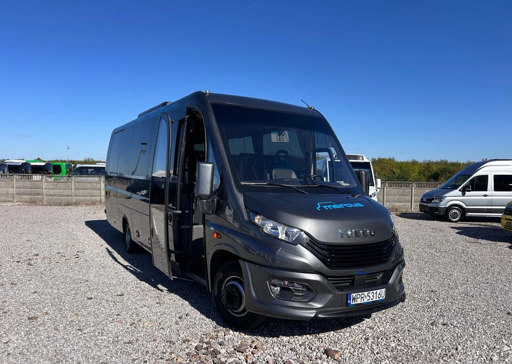 Iveco Daily - Minibus, People carrier: picture 1 Iveco Daily - Minibus, People carrier: picture 1