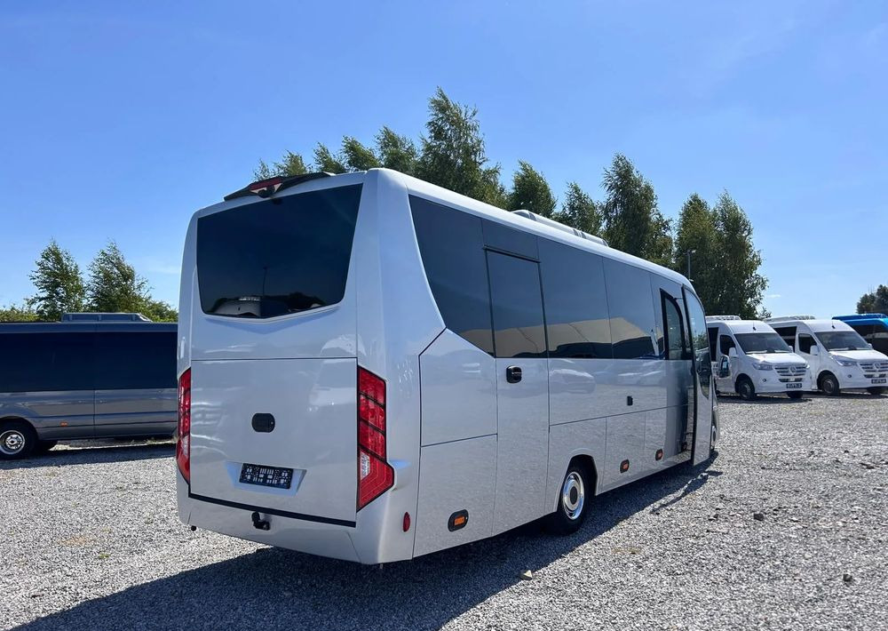 Iveco Daily - Minibus, People carrier: picture 5 Iveco Daily - Minibus, People carrier: picture 5