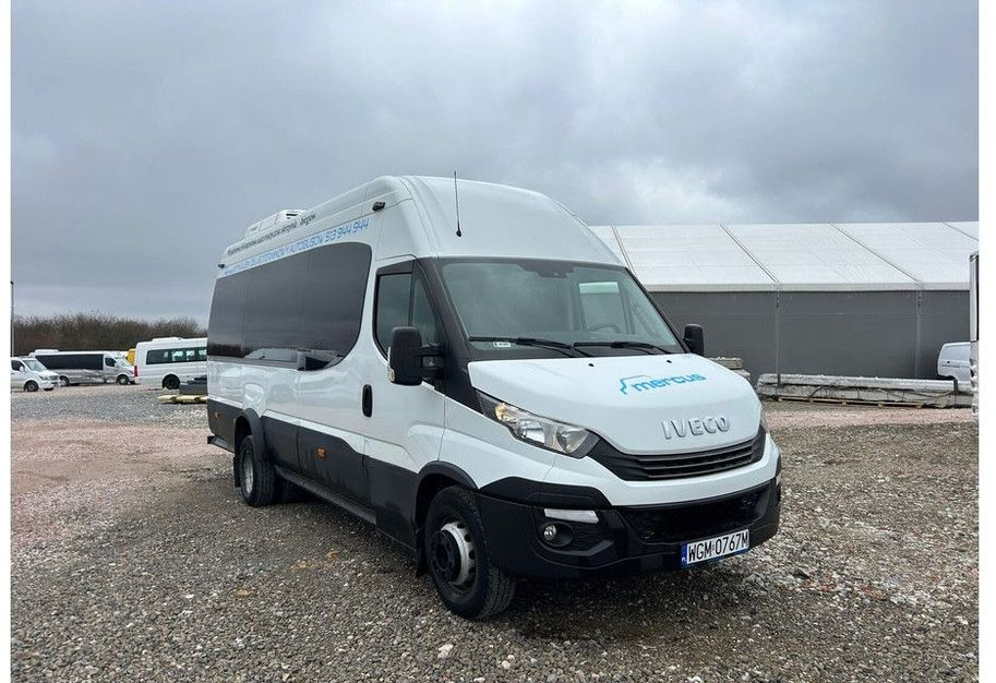 Iveco Daily - Minibus, People carrier: picture 1 Iveco Daily - Minibus, People carrier: picture 1