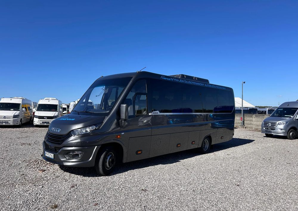 Iveco Daily - Minibus, People carrier: picture 2 Iveco Daily - Minibus, People carrier: picture 2