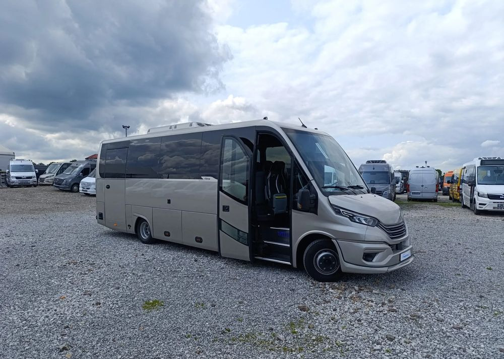 Iveco Mercus Daily 70C21 - Minibus, People carrier: picture 2 Iveco Mercus Daily 70C21 - Minibus, People carrier: picture 2