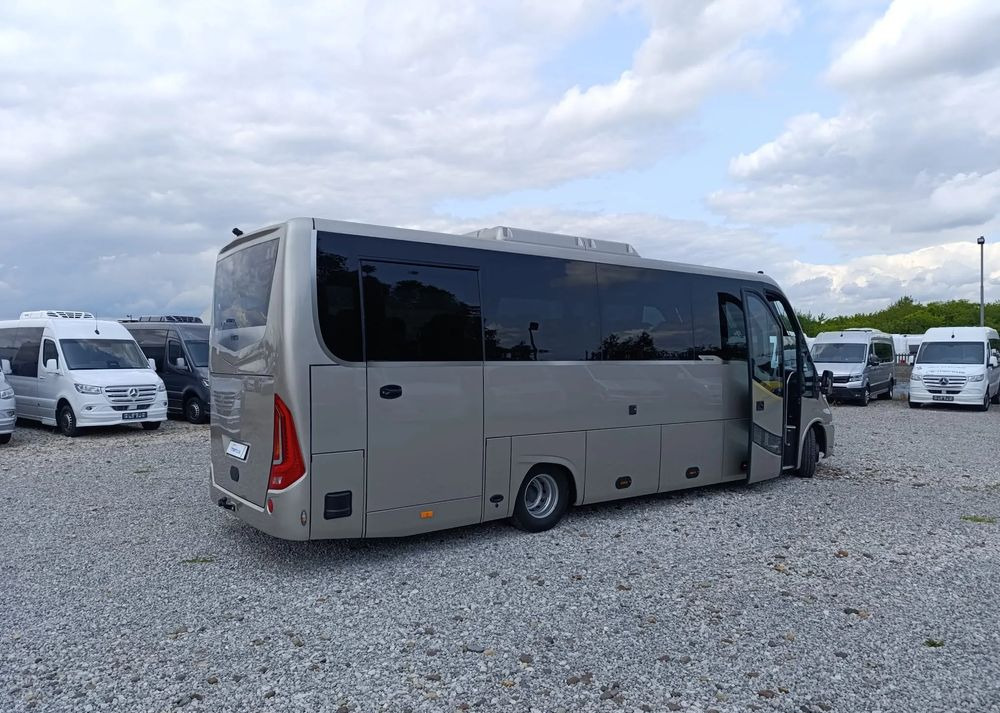 Iveco Mercus Daily 70C21 - Minibus, People carrier: picture 5 Iveco Mercus Daily 70C21 - Minibus, People carrier: picture 5