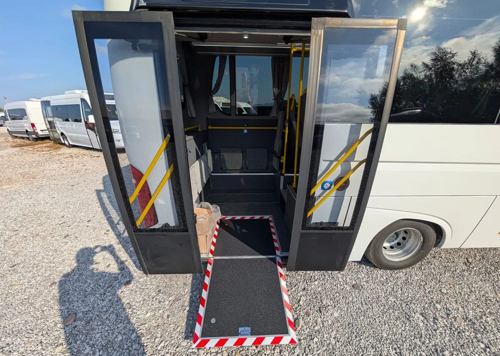 Iveco Mercus Daily City - Minibus, People carrier: picture 4 Iveco Mercus Daily City - Minibus, People carrier: picture 4