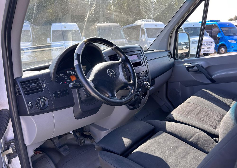 Panel van Mercedes-Benz Sprinter 313: picture 14