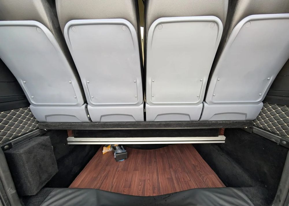 Mercedes-Benz Sprinter 519 - Minibus, People carrier: picture 4 Mercedes-Benz Sprinter 519 - Minibus, People carrier: picture 4