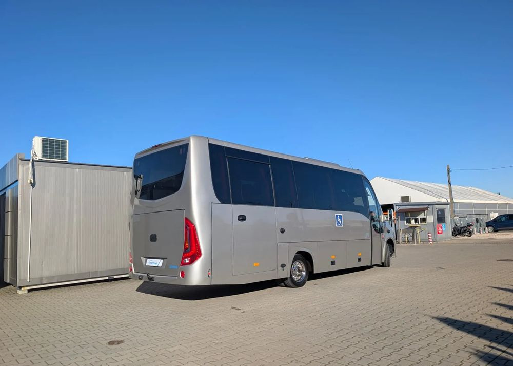 Mercedes-Benz Sprinter 519 - Minibus, People carrier: picture 3 Mercedes-Benz Sprinter 519 - Minibus, People carrier: picture 3