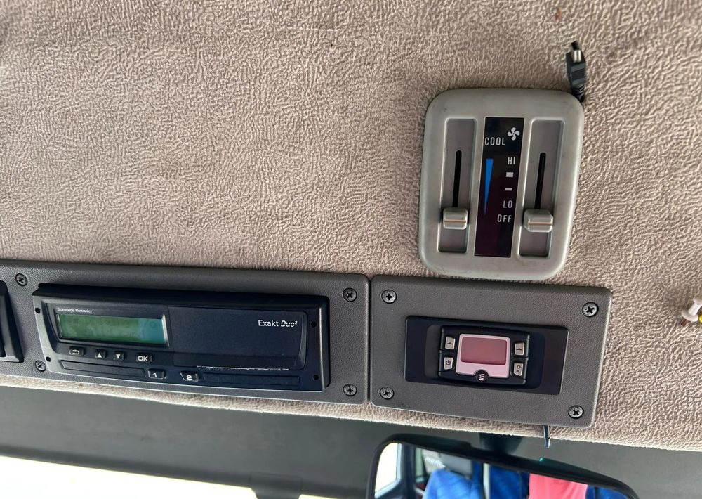 Minibus, People carrier Mercedes-Benz Vario: picture 14