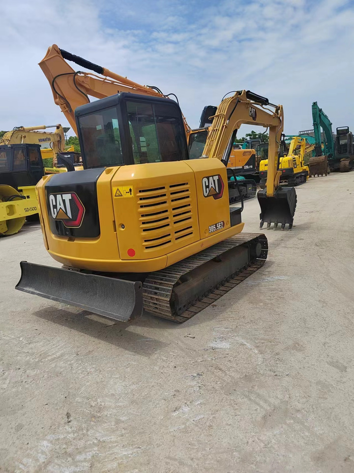 CAT CAT 305.5E2 - Mini excavator: picture 4 CAT CAT 305.5E2 - Mini excavator: picture 4